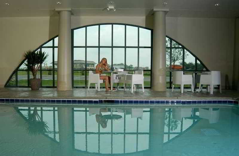 Holiday Inn - Cincinnati - Liberty Way By Ihg West Chester Buitenkant foto