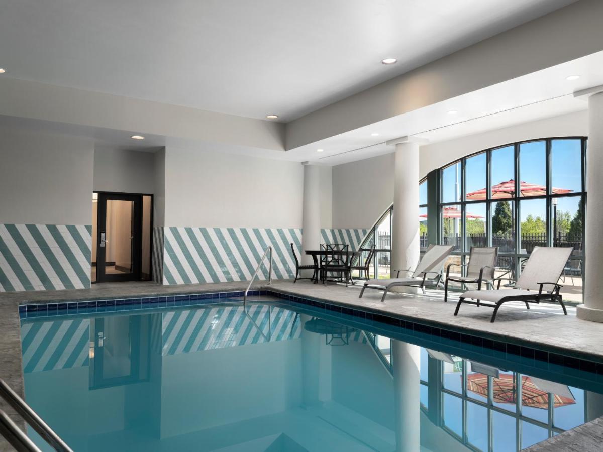 Holiday Inn - Cincinnati - Liberty Way By Ihg West Chester Buitenkant foto