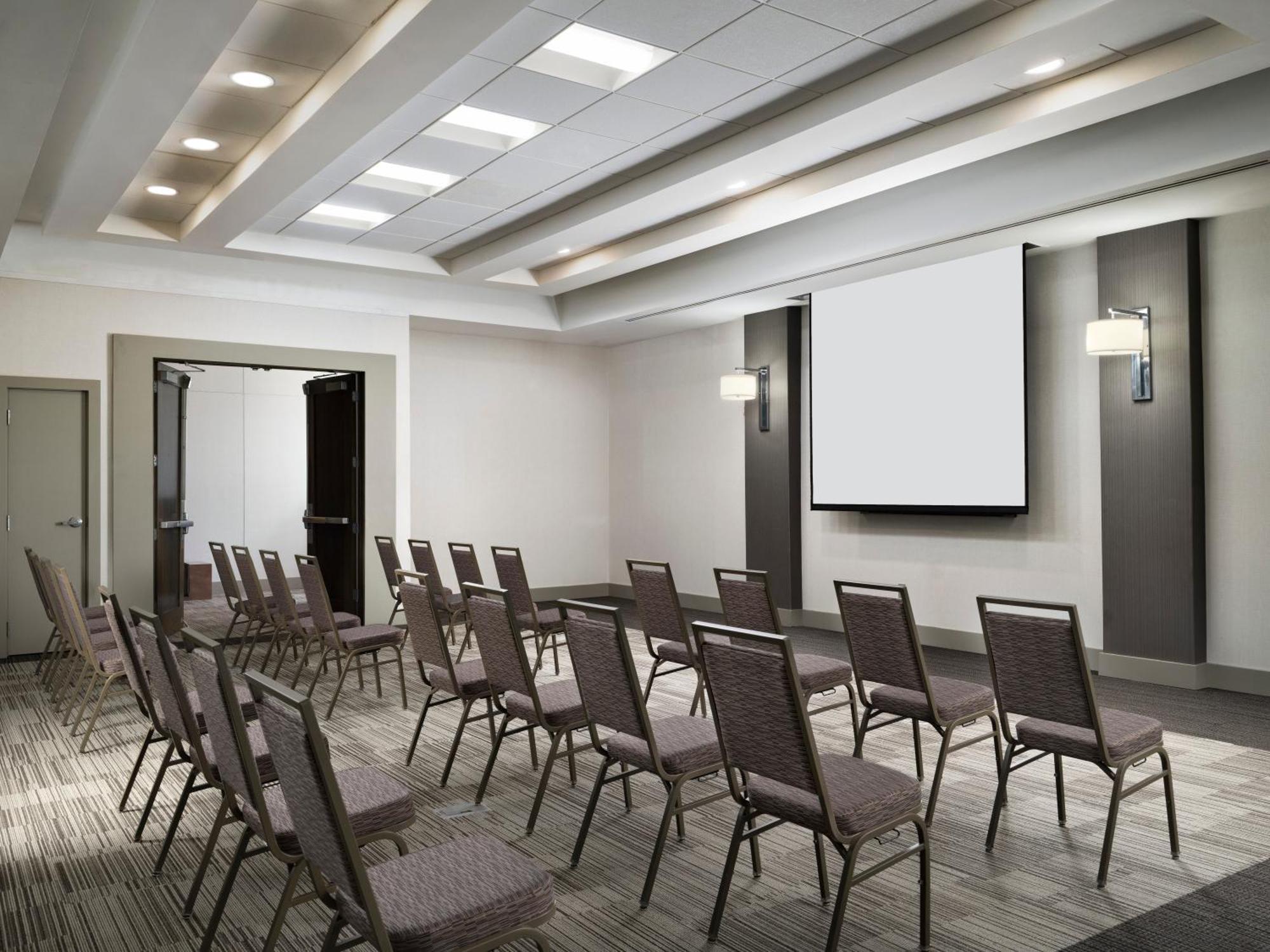 Holiday Inn - Cincinnati - Liberty Way By Ihg West Chester Buitenkant foto