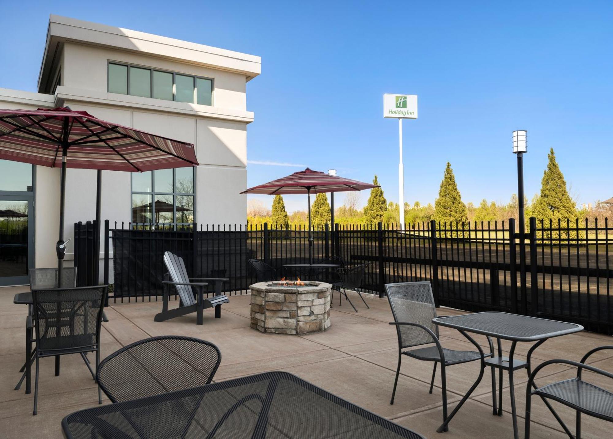 Holiday Inn - Cincinnati - Liberty Way By Ihg West Chester Buitenkant foto
